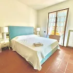 Classic Stylish Villa Forte dei Marmi