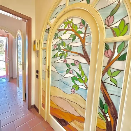 Classic Stylish Forte dei Marmi