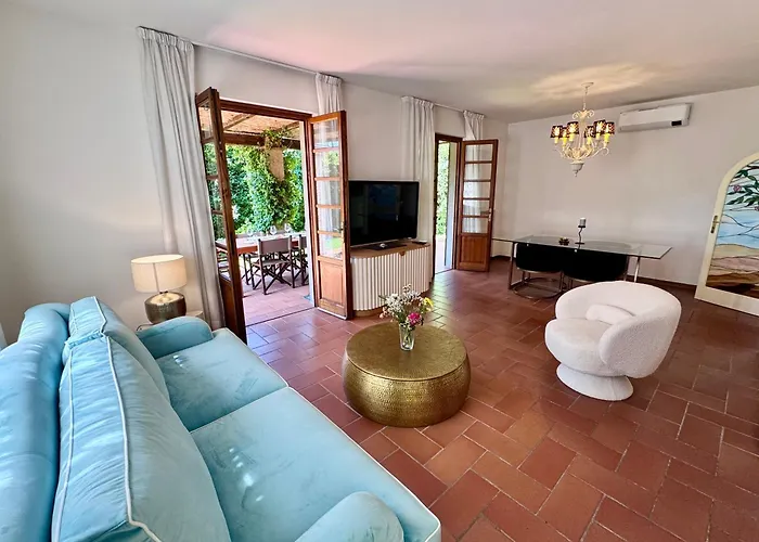 Classic Stylish Villa